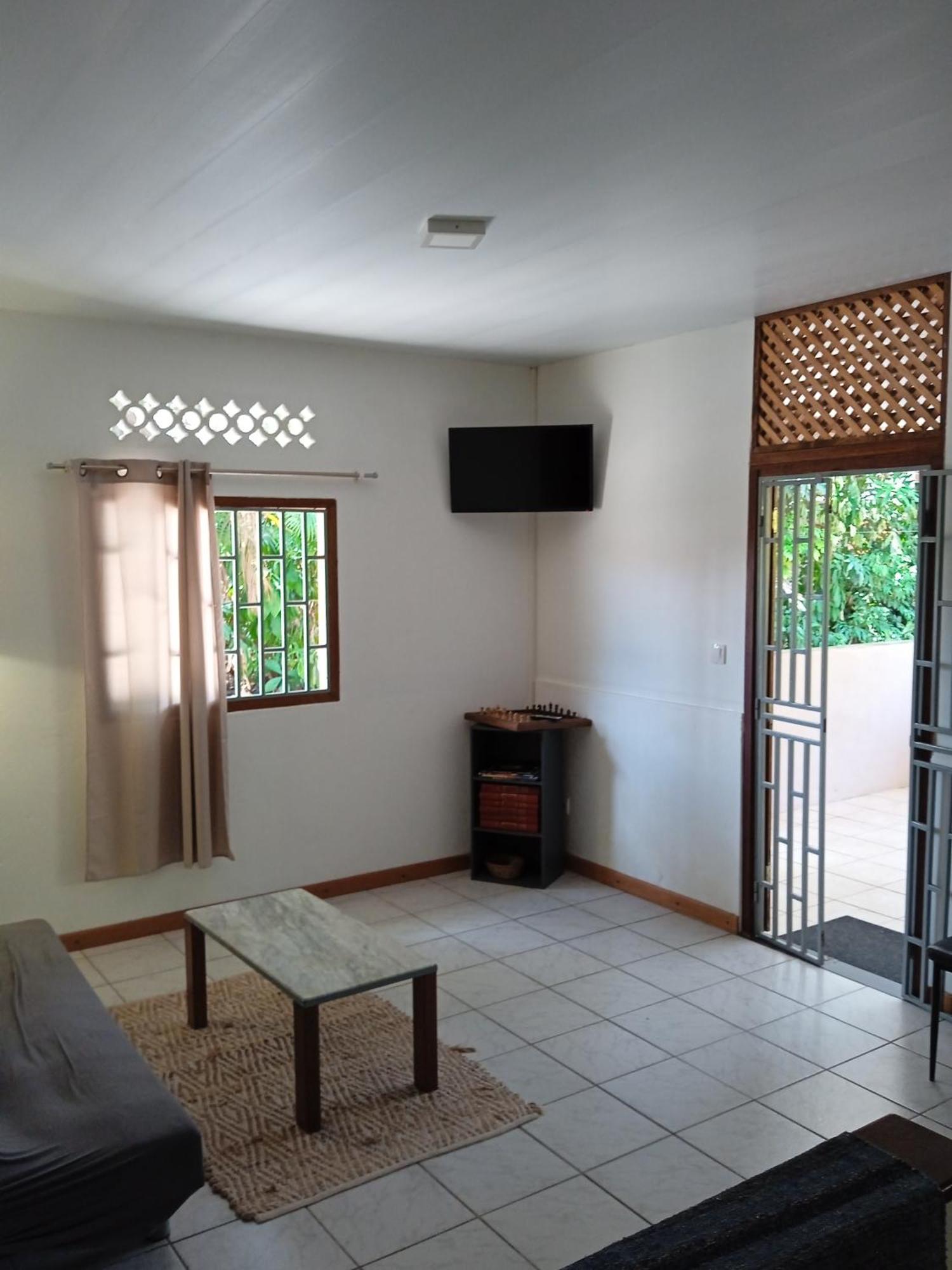 Mo Ti Kote Villa Cayenne Exterior foto